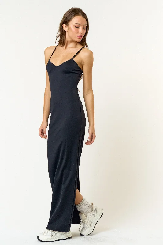 Stylish plus-size clothing for women   Black Soft Stretch Knit Maxi Dress