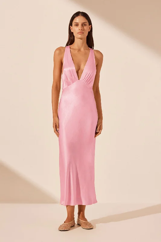 Iconic women’s outfits that never go out of style   LA LUNE PLUNGED CROSS BACK MIDI DRESS - PEONY