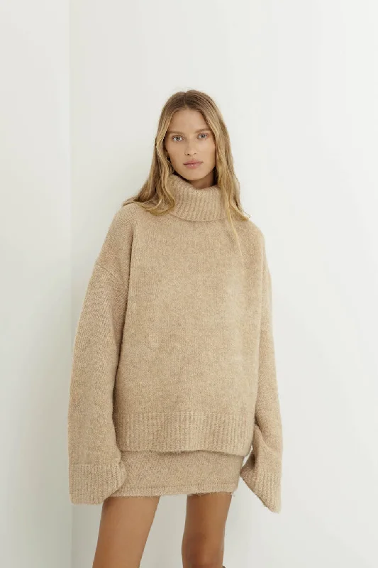 Elegant casual clothing for modern women   SNDYS Winnie Jumper Beige